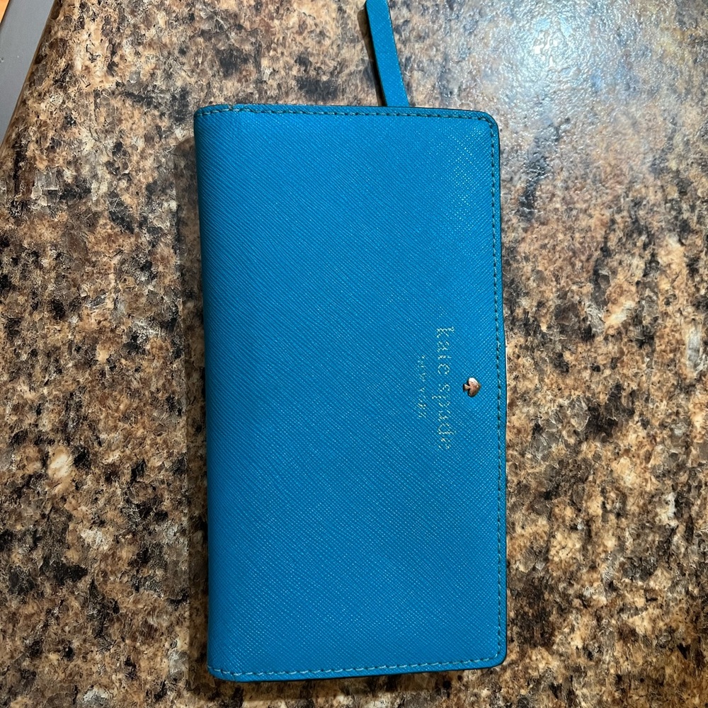 Kate spade wallet ♠️
